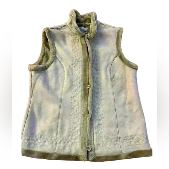 Beautiful faux fur vest beige NWT  10-12 - Picture 1 of 6